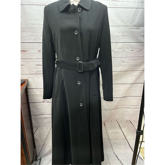 London Fog size 8 black trenchcoat‎ - Picture 1 of 6